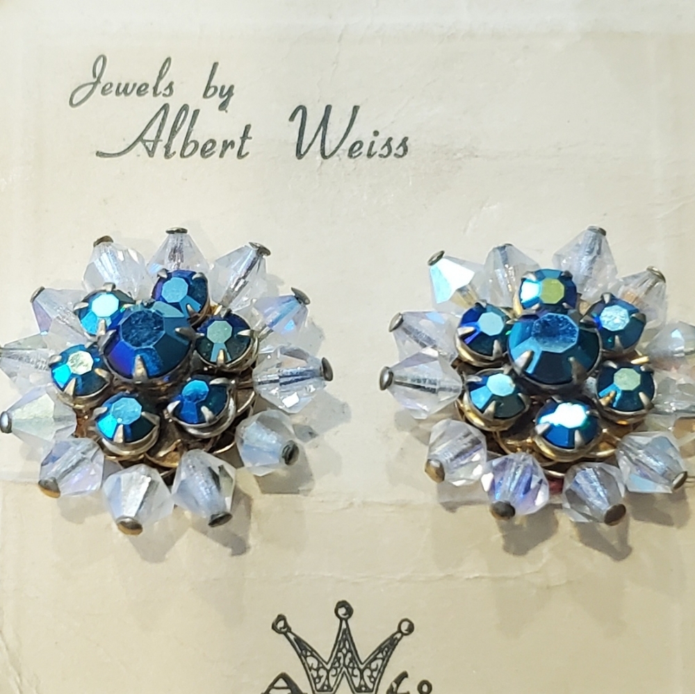 Albert Weiss Pronged Blue & AB Starburst Clip Ons Iridescent White Faceted Beads